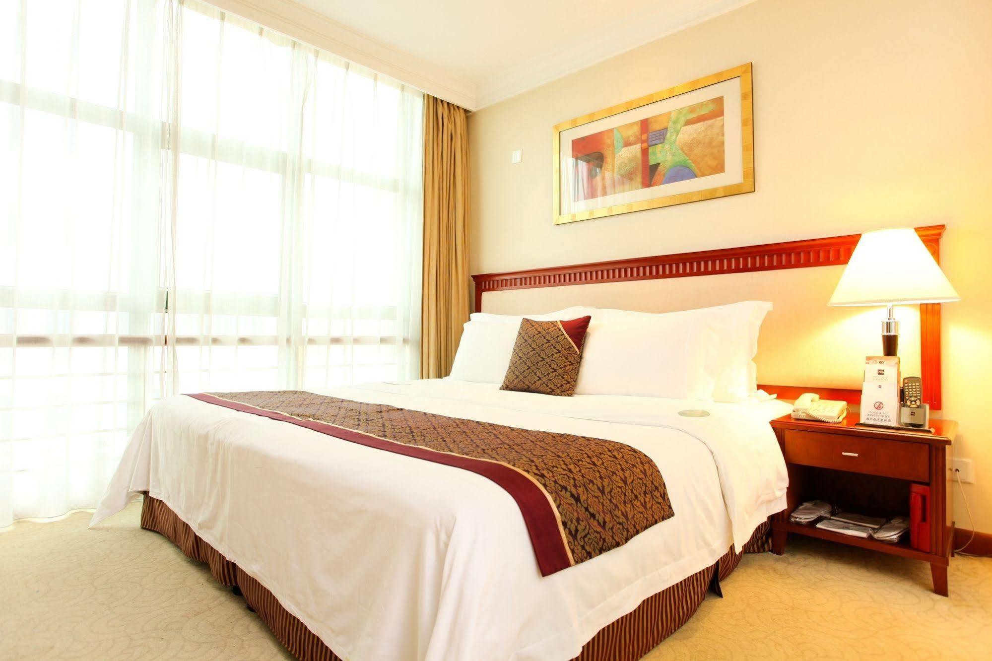 Shenzhen Dongmen Metropark Suites Hotel Екстер'єр фото